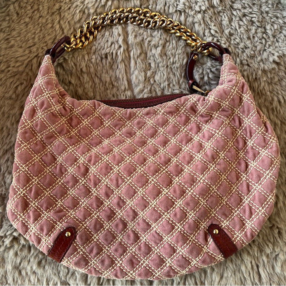 MARC JACOBS Banana Pink Denim Quilted Gold Chain Hobo Bag - Picture 7 of 15